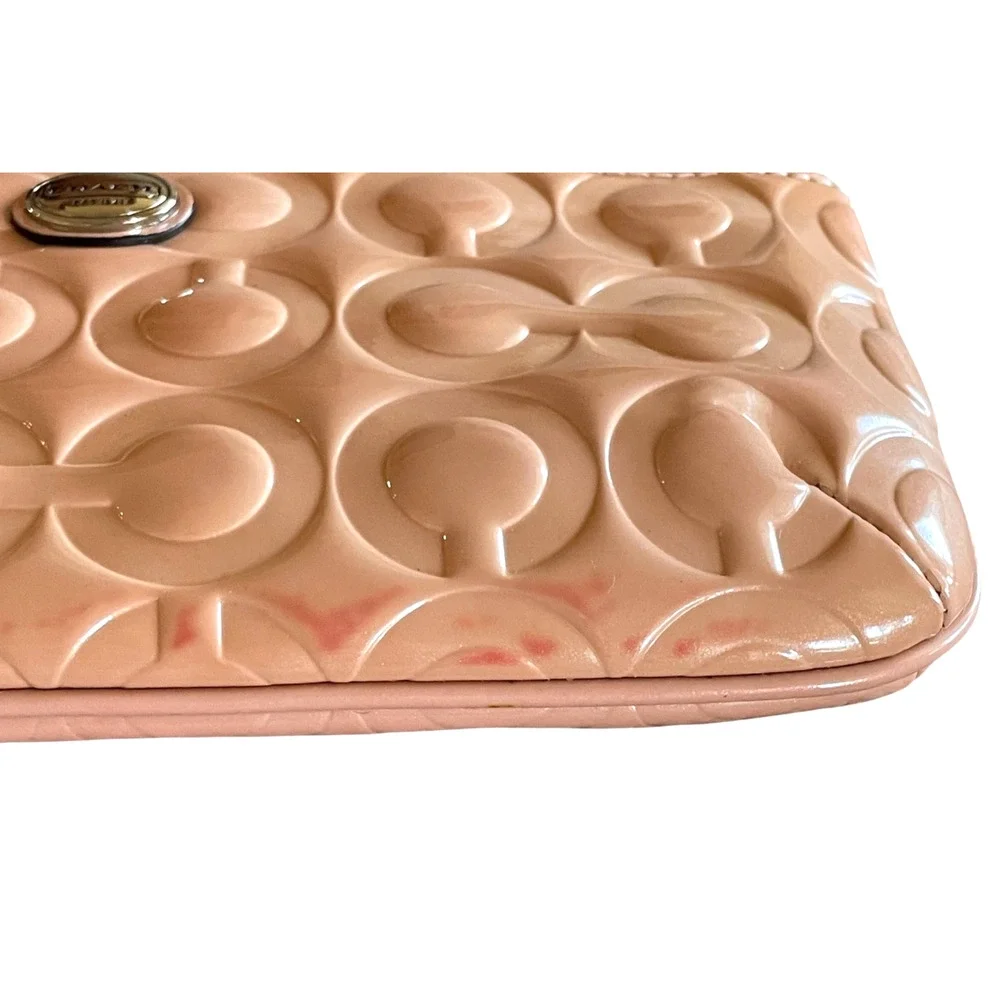 COACH F49883 OP Art Go-Go Pink Tulle Patent Leather Embossed Zip Wristlet Wallet